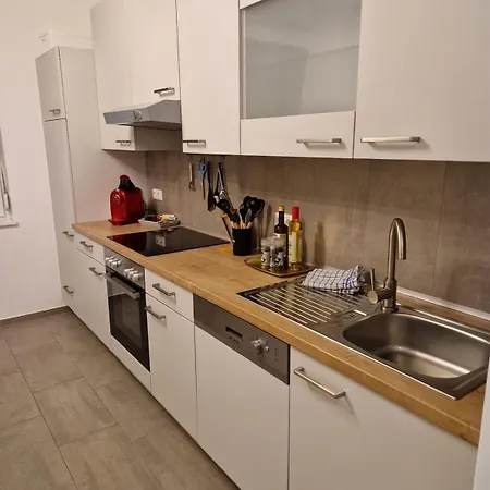 Ruhiges Und Grosszuegiges